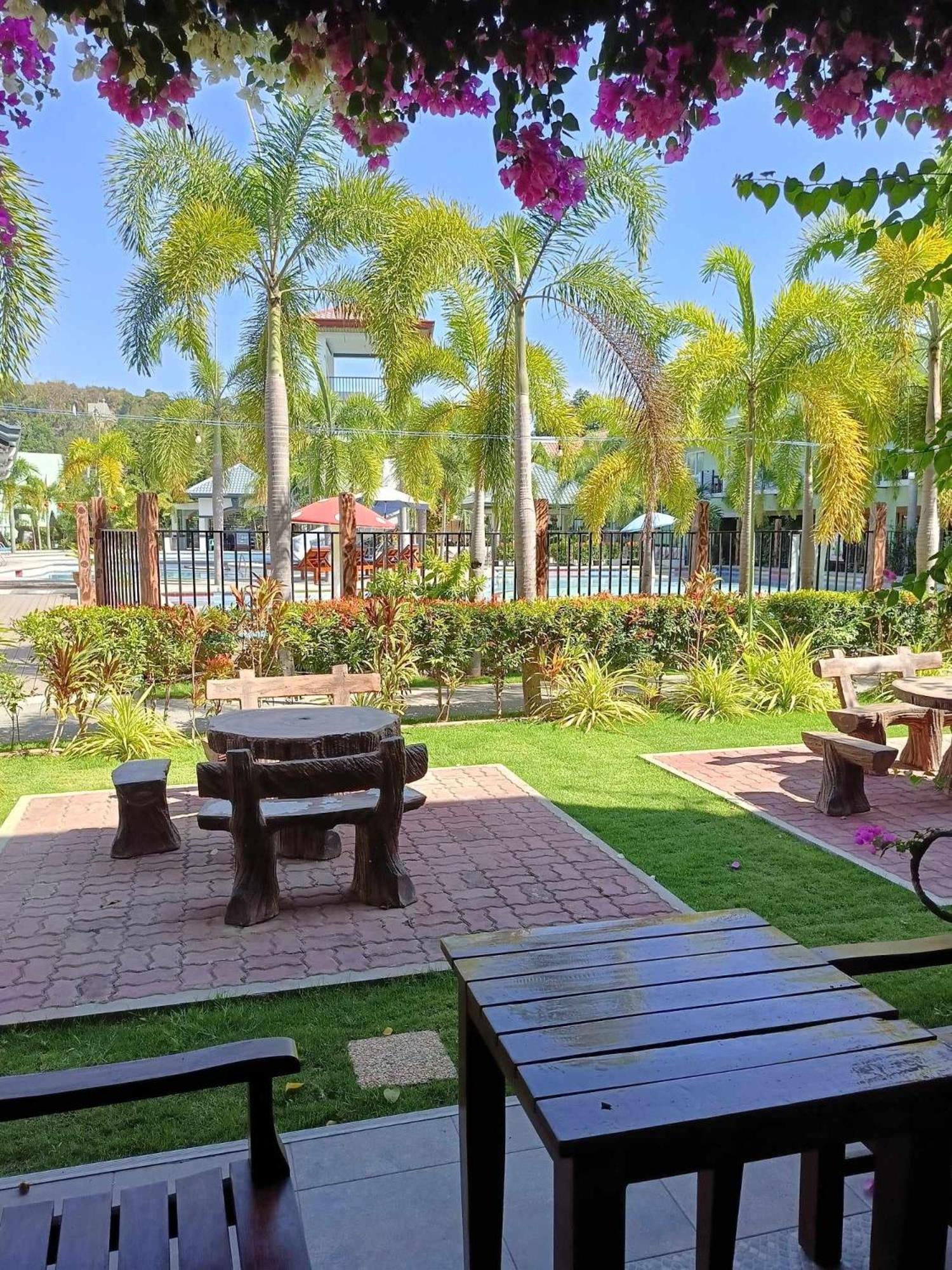 Marand Family Resort Bauang Kültér fotó
